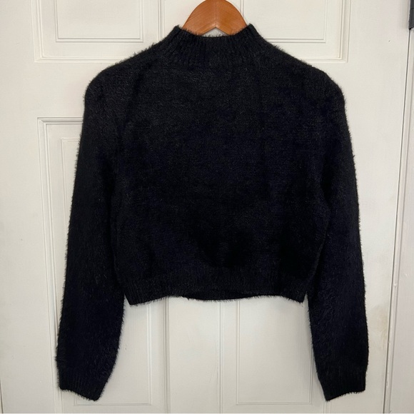 H&M Cut-out Sweater - Picture 3 of 7